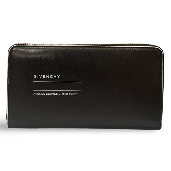- GIVENCHY
Leather Graphic Print Calfskin Zippy Zip around Wallet Authentic - Picture 1 of 17